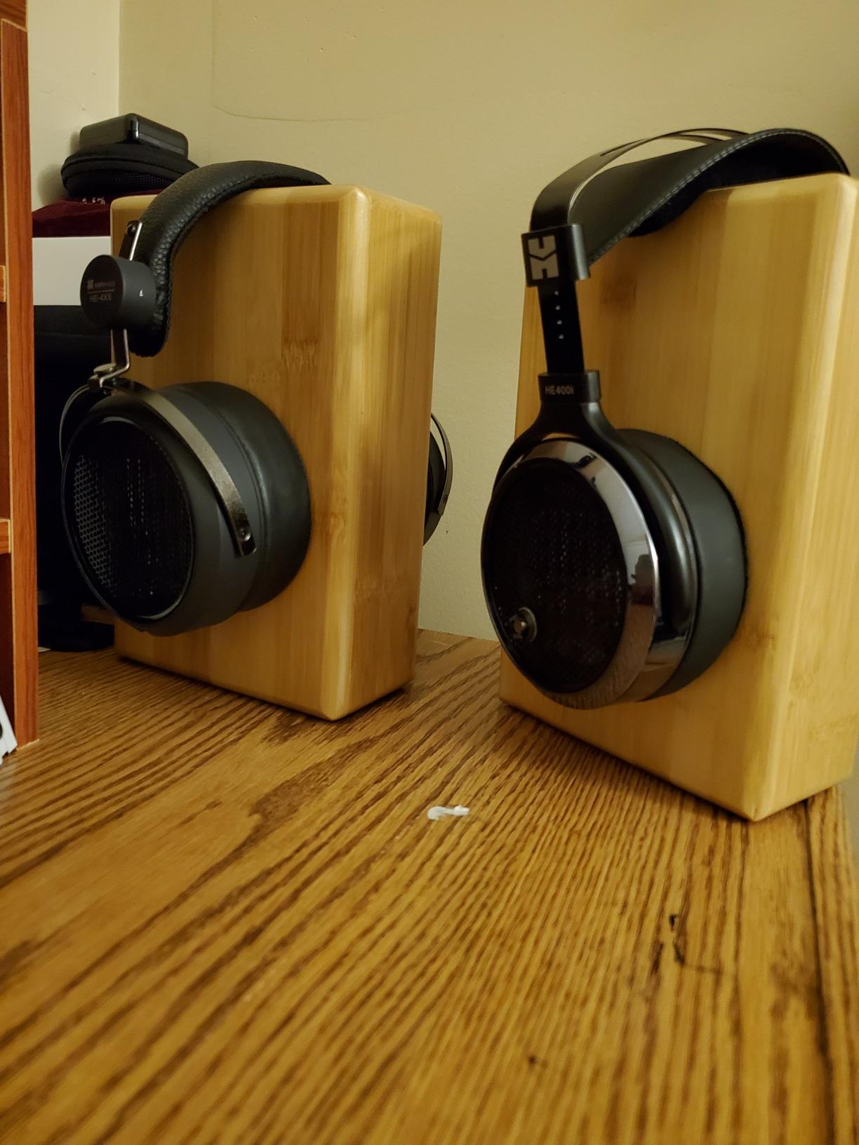 Bamboo Yoga Block (2 PCS), Bamboo Handstand Block,Support Brick to Deepen Poses, Improve Strength and Aid Balance and Flexibility customer photo 1