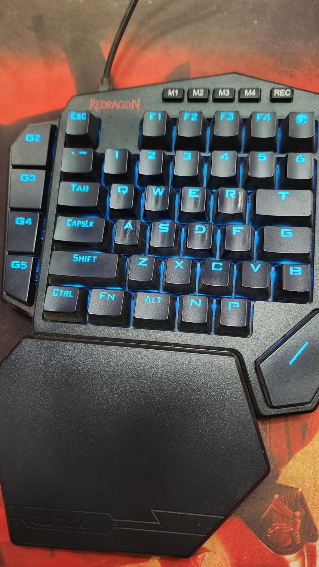 Redragon K585 DITI Wired One-Handed RGB Mechanical Gaming Keyboard, 42 Keys Type-C Professional Gaming Keypad w/Upgraded Hot-Swappable Socket, 7 Onboard Macro Keys & Detachable Wrist Rest customer photo 2