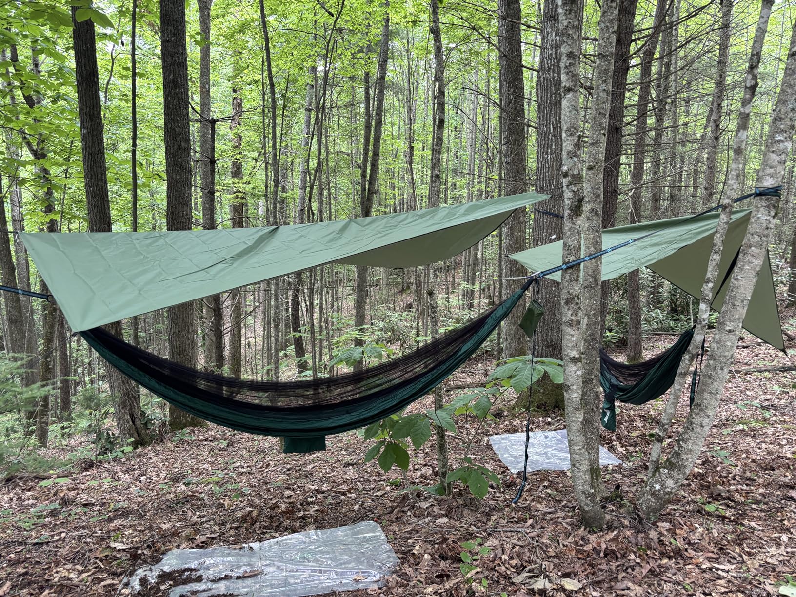 Covacure Camping Hammock - 772lbs Capacity Double Hammock with Tree Straps, Lightweight Parachute Nylon Outdoor Survival Gear for Hiking, Backpacking, Travel or Backyard (Black) customer photo 1