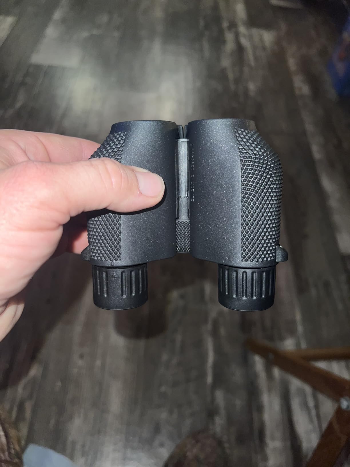 Hontry Binoculars for Adults and Kids, 10x25 Compact Binoculars for Bird Watching, Theater and Concerts customer photo 1