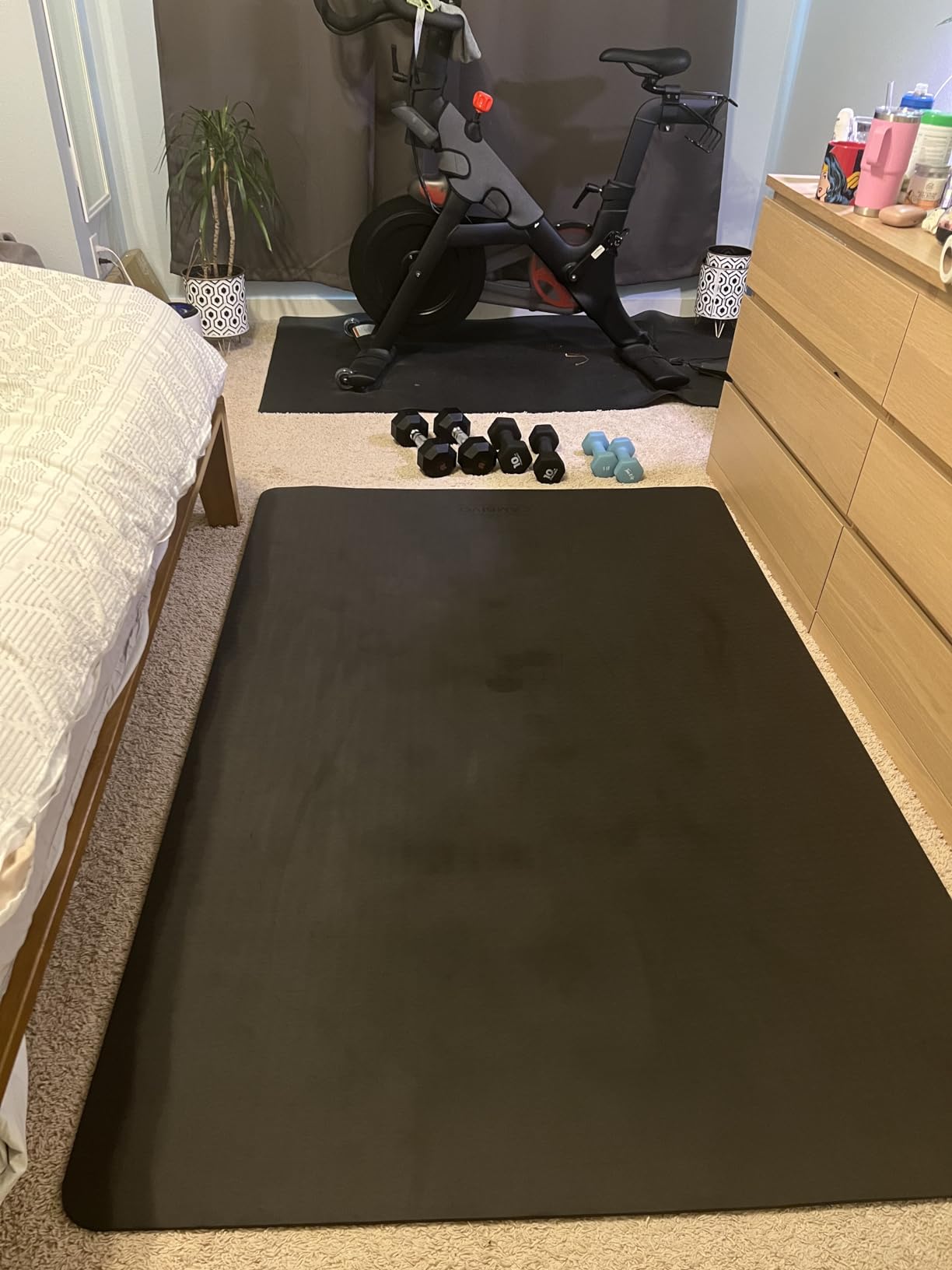 CAMBIVO Large Yoga Mat (6'x 4'), Extra Wide Workout Mat for Men and Women, 0.24''/0.32''/0.4''/0.48'' Thick Exercise Fitness TPE Mat for Home Gym, Yoga, Pilates, Workout (Barefoot Exercise) customer photo 2