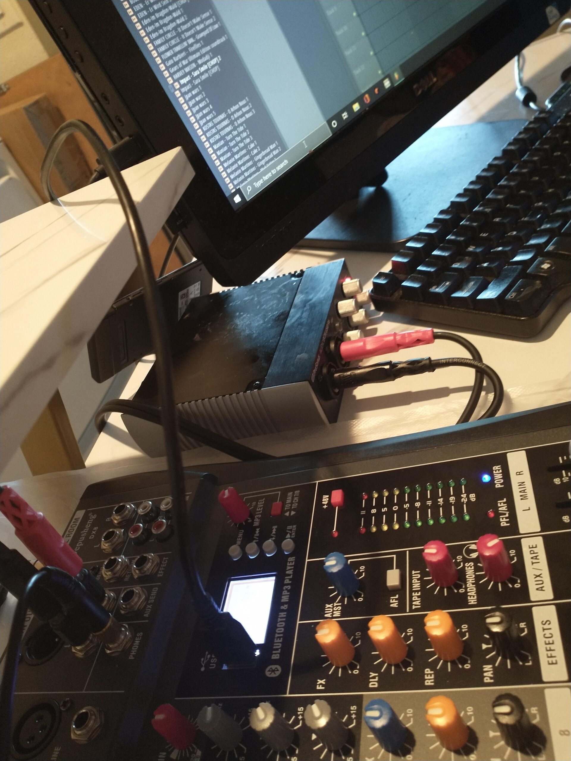 Depusheng Audio Mixer Professional 8 channel, DX8 Sound Board DJ Mixing Console System Interface USB MP3 Input Bluetooth 48V Phantom Power, Black, USB Audio Mixer for PC, for Studio Karaoke Live Music customer photo 2