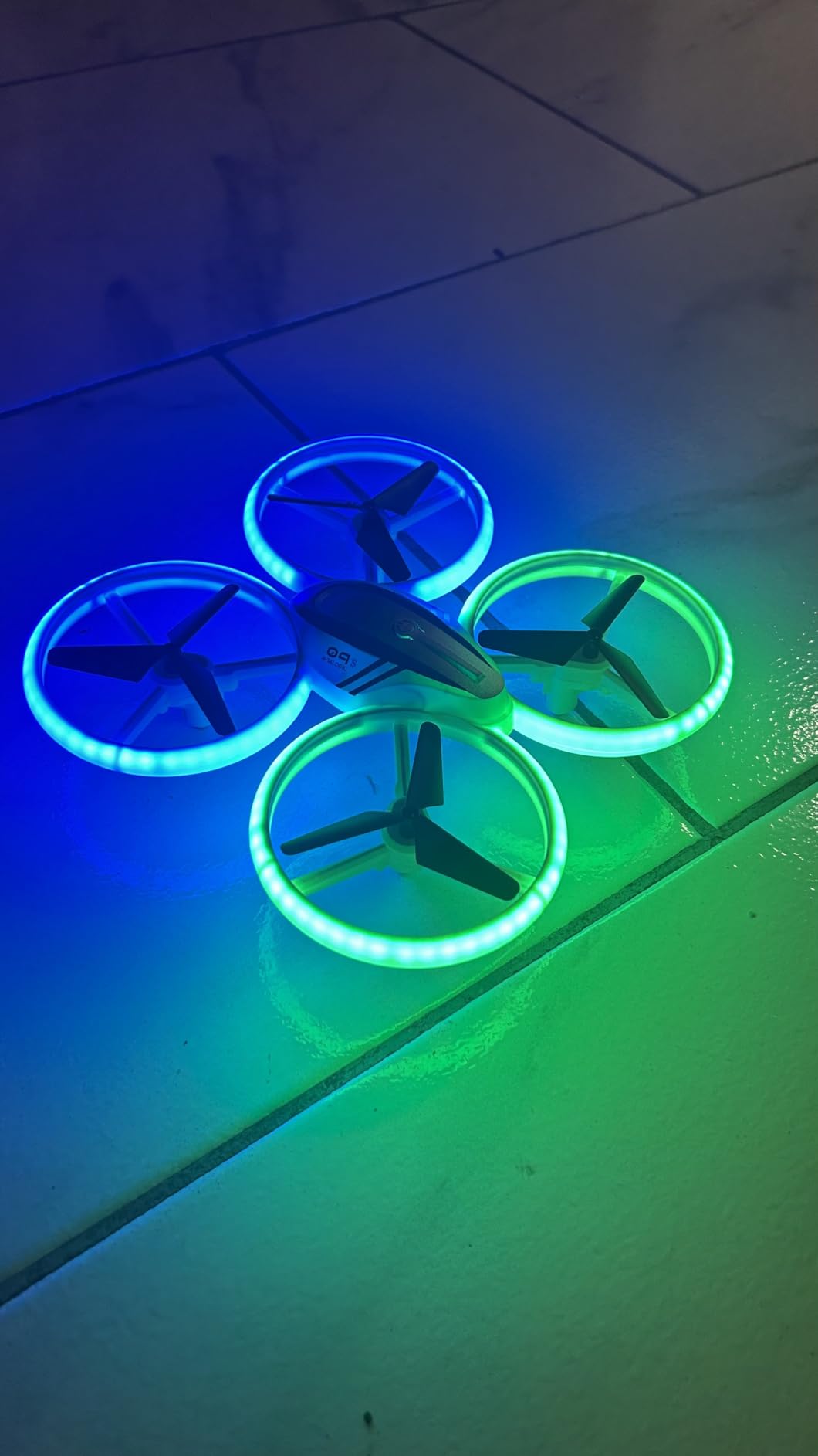 Q9s Drones for Kids, RC Drone with Altitude Hold and Headless Mode, Quadcopter with Blue&Green Light, Propeller Full Protect, 2 Batteries and Remote Control customer photo 2