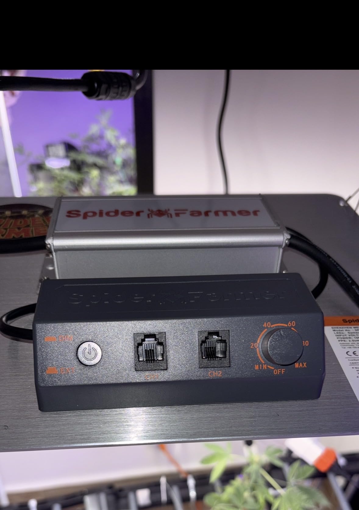 Spider Farmer SF1000 100W LED Grow Light for Indoor Plants, Upgraded High Efficiency LEDs, Dimmable Full Spectrum High PPFD, Deep Penetration for 2x2/3x3 Grow Tent customer photo 1