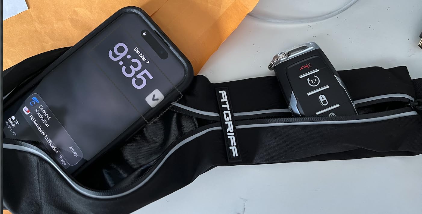 Fitgriff Running Belt for Men & Women - Secure Jogging Pouch for Phone, Keys & Essentials - For All Cell Phones customer photo 1