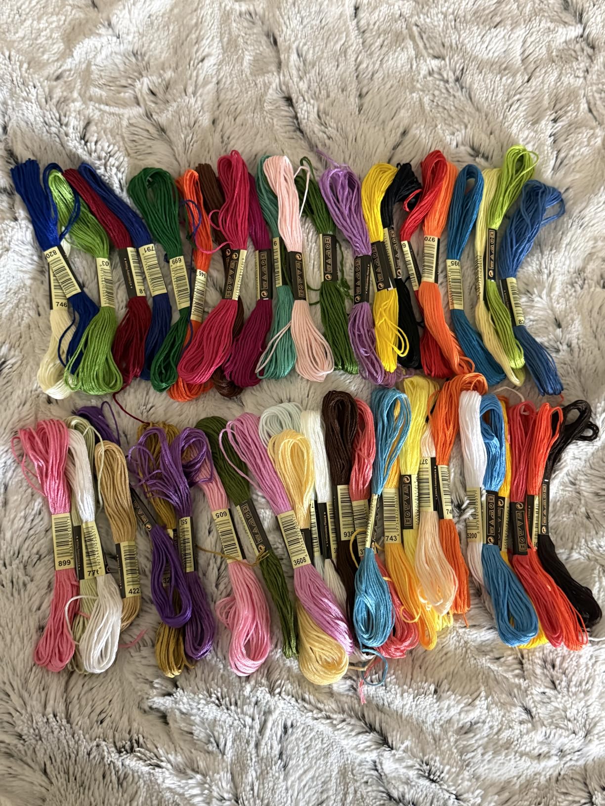 Friendship Bracelet String 50 Skeins Rainbow Color Embroidery Floss Cross Stitch Embroidery Thread Cotton Floss Bracelet Yarn, Craft Floss customer photo 2