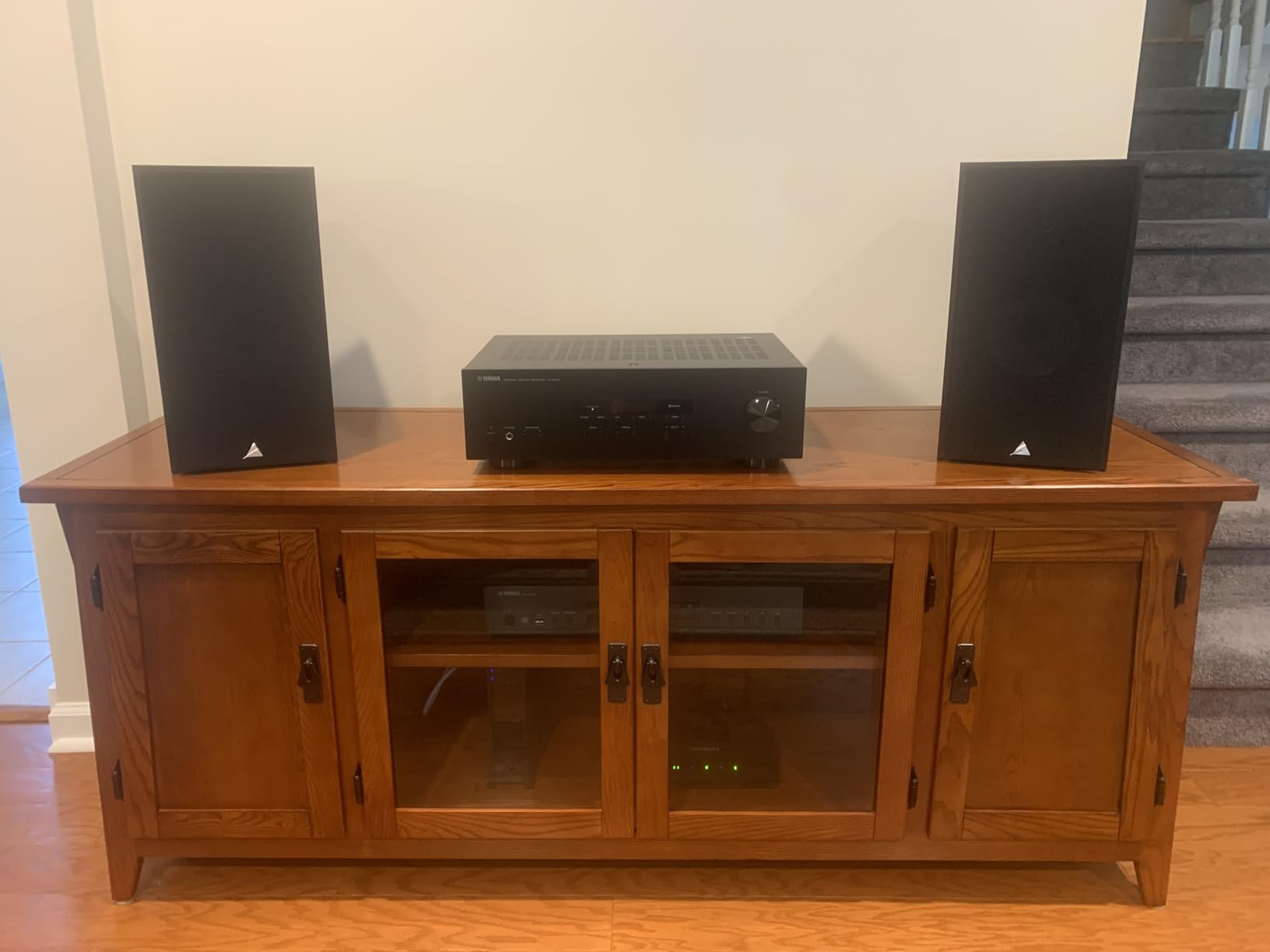 Triangle BOREA BR03 Hi-Fi Bookshelf Speakers - Power handling 100W - Output 90 dB/W/m - Versatile Music and Home Cinema - 206 x 380 x 314 mm - Black (Pair) customer photo 2