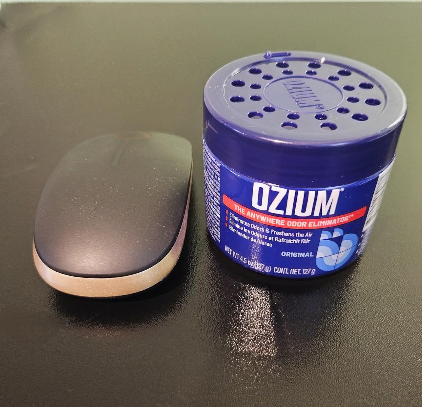 Ozium 4.5 Oz. Odor Eliminating Gel for Homes, Cars, Offices and More, Original, 4 Pack customer photo 1