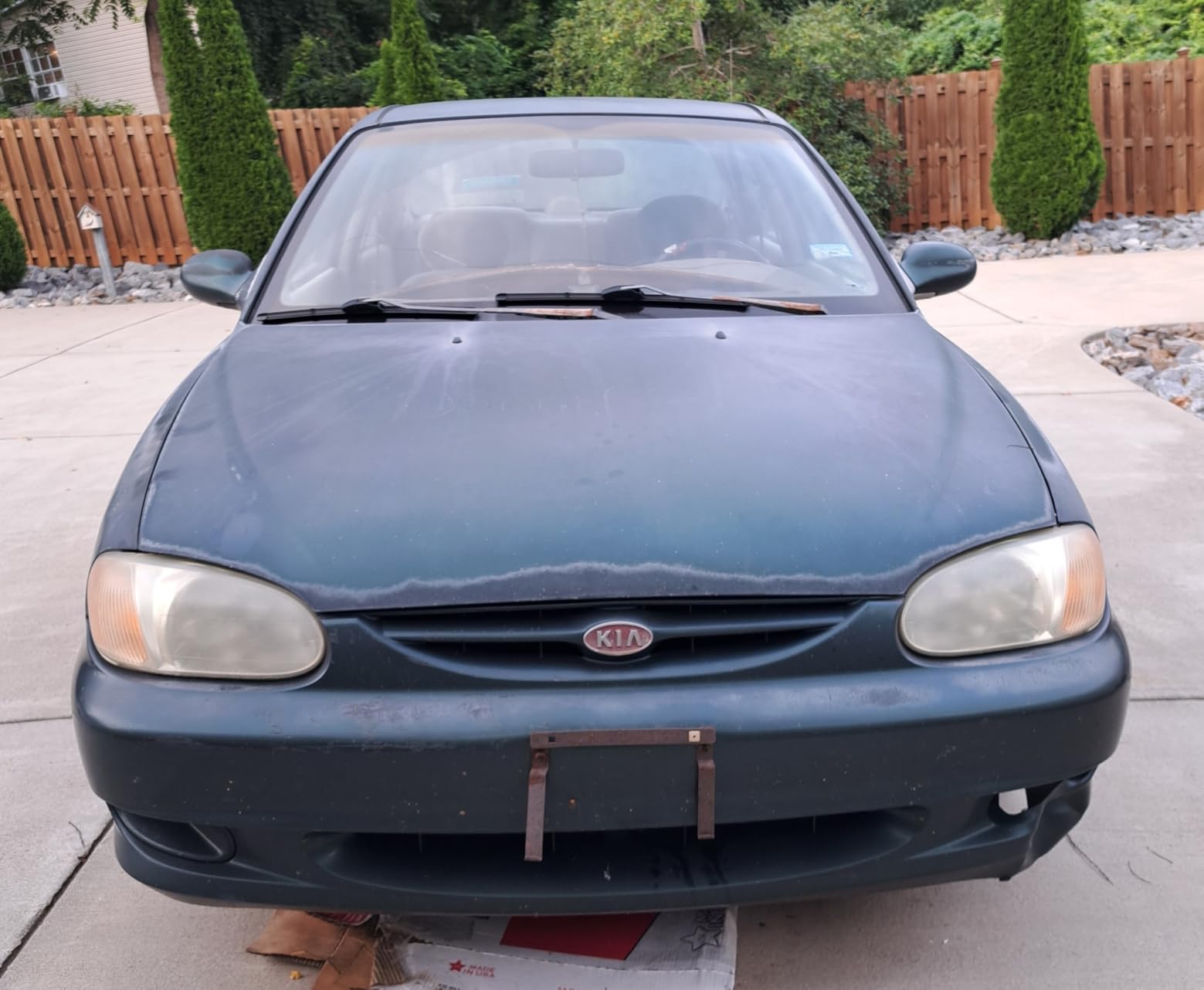 3M Auto Restore and Protect Headlight Restoration Kit, Use On Plastic Lenses, Headlights, Taillight, Fog Lights and More, Includes Sanding Discs, Headlight Clear Coat Wipes, Foam Pad and Glove (39194) customer photo 2