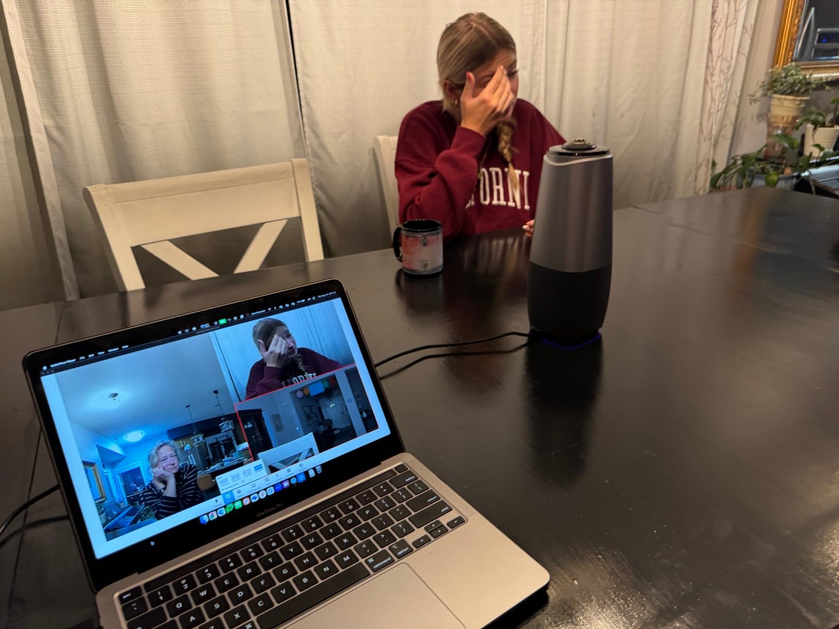 Camera 360, 4K Video Conference Room Camera, AI Driven Speaker Tracking, Noise Cancellation, Works with Zoom, Google Meet, Teams and More, Meeting, AI Huddle Pana customer photo 1