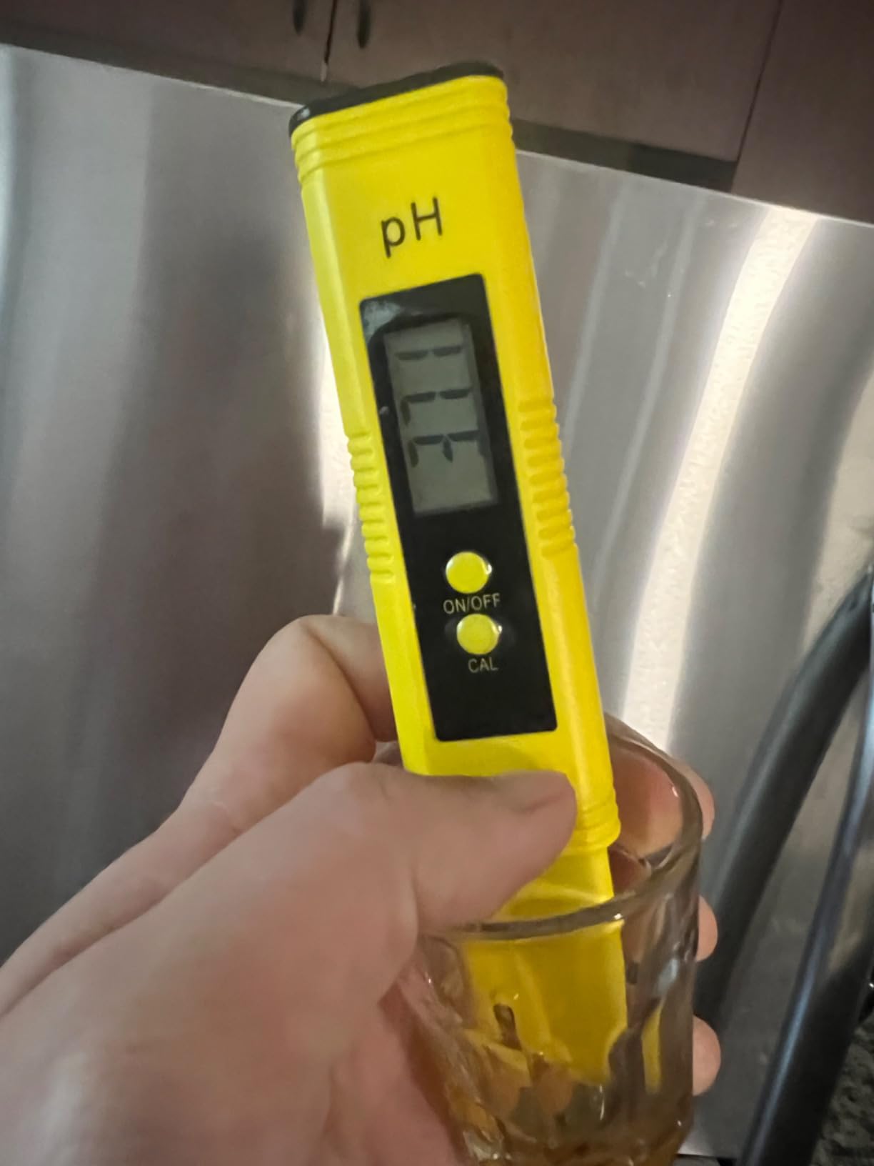 PH Meter for Water Hydroponics Digital PH Tester Pen 0.01 High Accuracy Pocket Size with 0-14 PH Measurement Range for Household Drinking, Pool and Aquarium (Yellow) customer photo 1