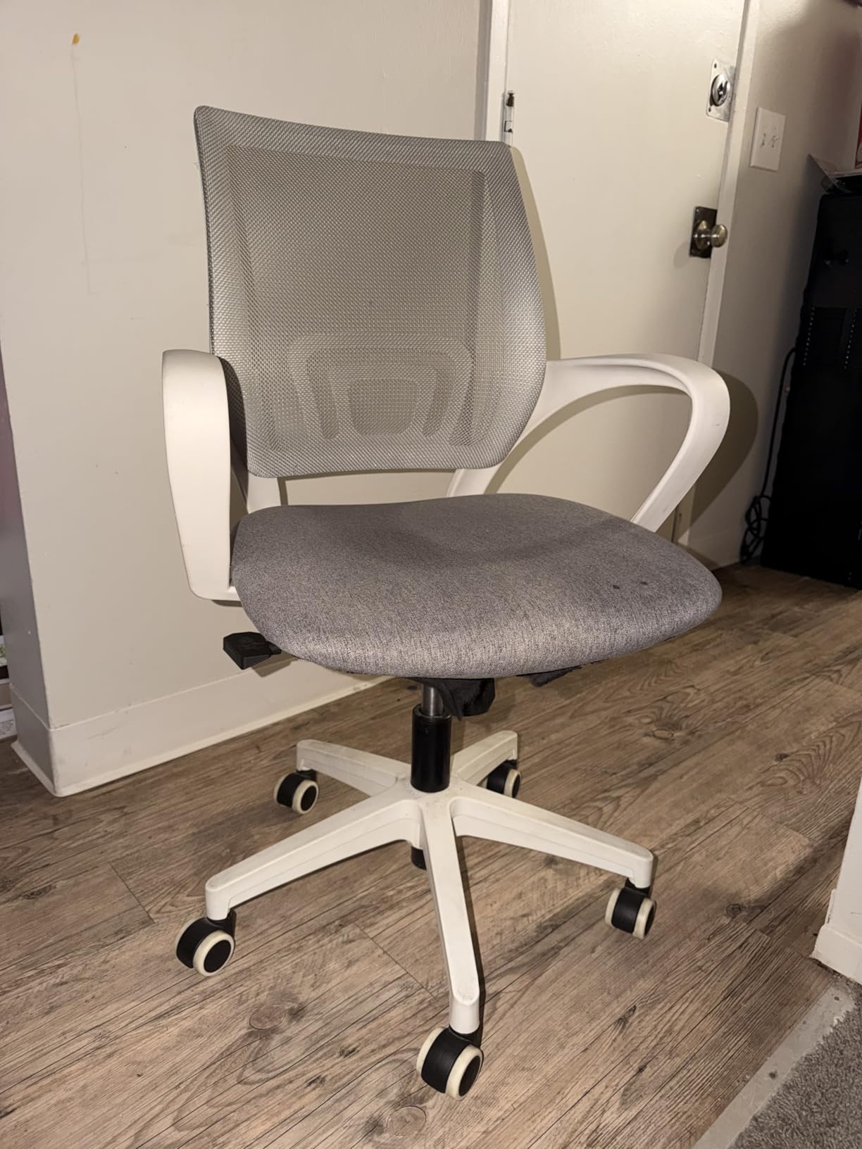 NEO CHAIR Office Desk Computer Chair Ergonomic Mesh Gaming Mid Back Seat with Comfy Lumbar Support Adjustable Height Swivel for Home Task customer photo 1