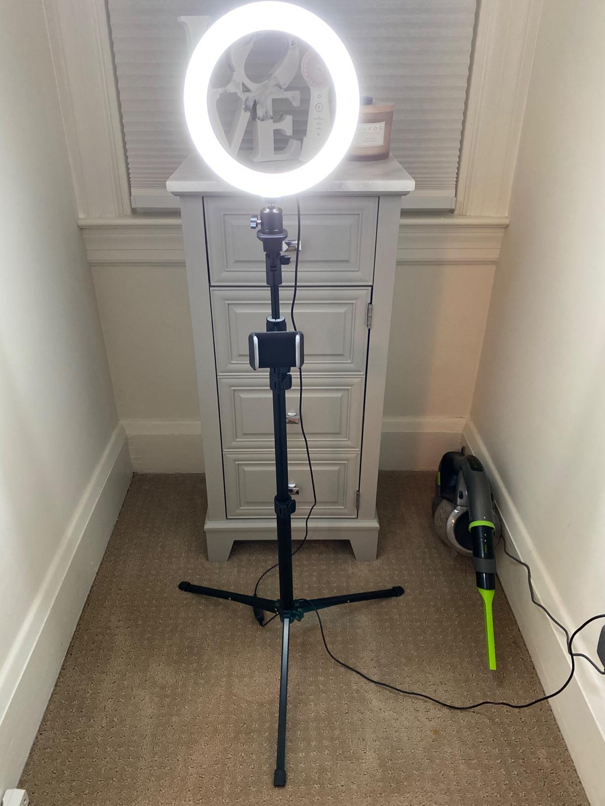 UBeesize 12'' Selfie Ring Light with 62'' Tripod Stand for Video Recording, Live Streaming(YouTube, Instagram, TIK Tok), Compatible with Phones, Cameras and Webcams customer photo 1