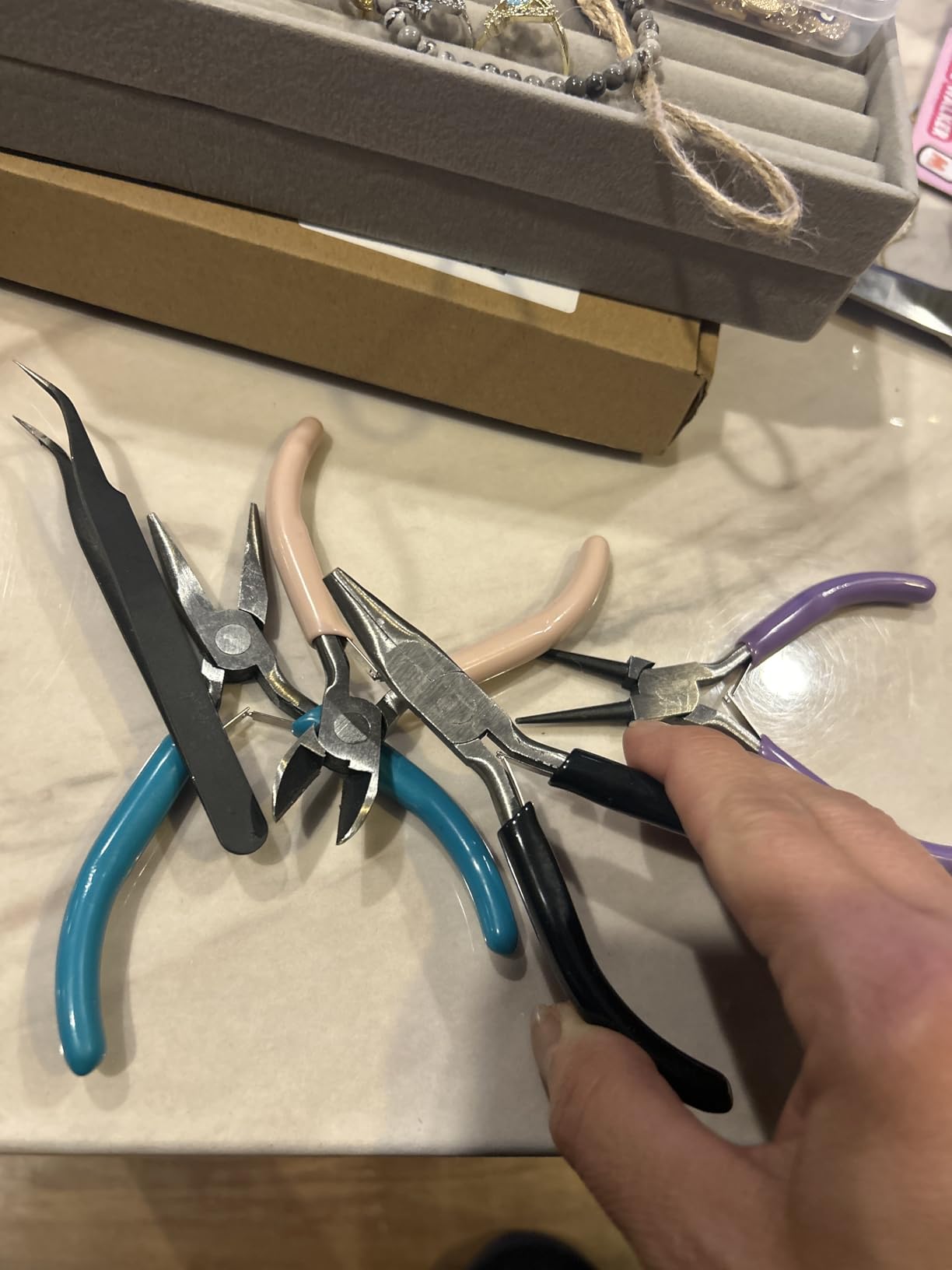 4Pcs Jewelry Pliers Set Jewelry Making Pliers Tools Kit Include Jewelry Making Needle Nose Chain Nose Round Bent Pliers Wire Cutter for Bracelet Beading DIY Craft Jewelry Making Supplies customer photo 1