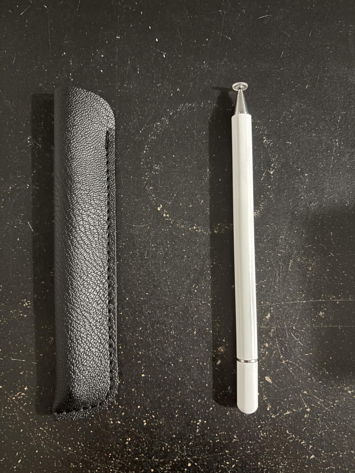 OASO Stylus Pen for Touch Screens, Disc Tip & Magnet Cap Styli Pencil Compatible with Apple iPad pro/iPad 6/7/8/9/iPhone/Samsung Galaxy Tab A7/S7/Fire HD 7/8/10 Plus Tablet/All Touch Devices. customer photo 2