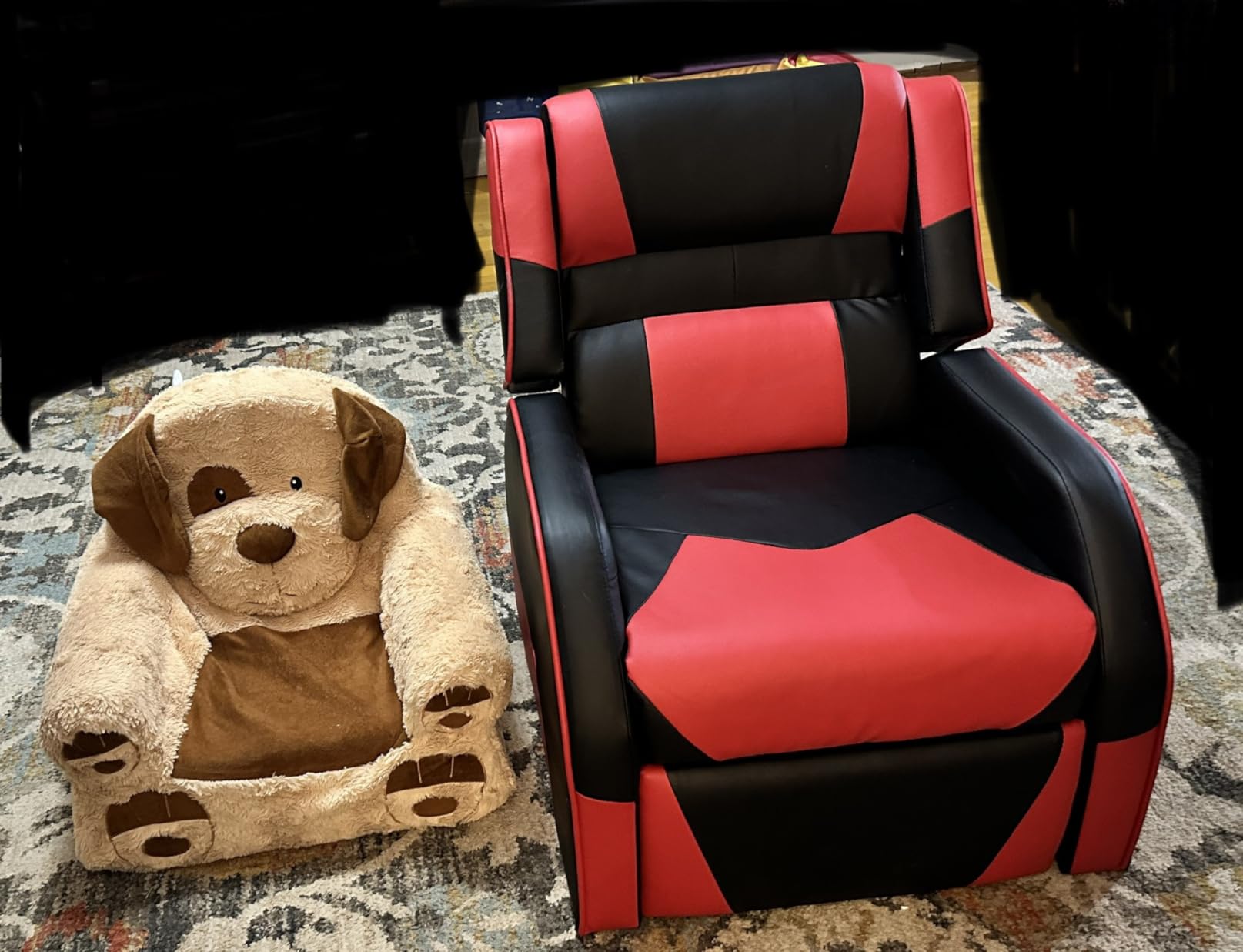 Giantex Kids Recliner, Gaming Recliner Chair with Footrest, Headrest & Lumbar Support, Ergonomic Leather Lounge Chair Toddler Furniture, Adjustable Racing Style Recliner Sofa for Boys Girls, Blue customer photo 2