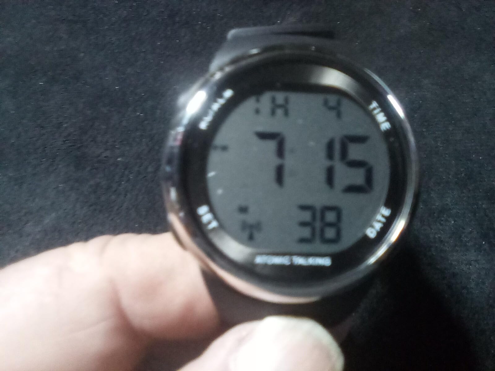 English Talking Men's Watch for Elderly, Low Vision or Visually Impaired, Loud Sound, Large Numbers, Bold Hands, Stainless Steel Expandable Strap customer photo 1