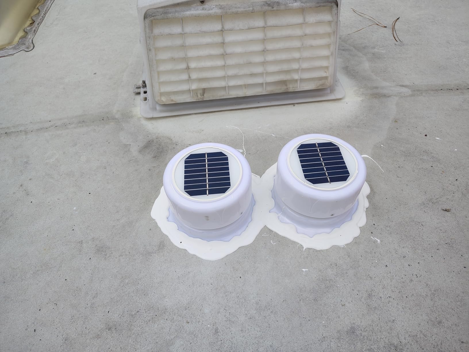 RecPro RV Solar Ventilation Fan | Solar Powered Ceiling Vent with Fan | For RV, Marine, Camper, Shed, Trailer (White) customer photo 2