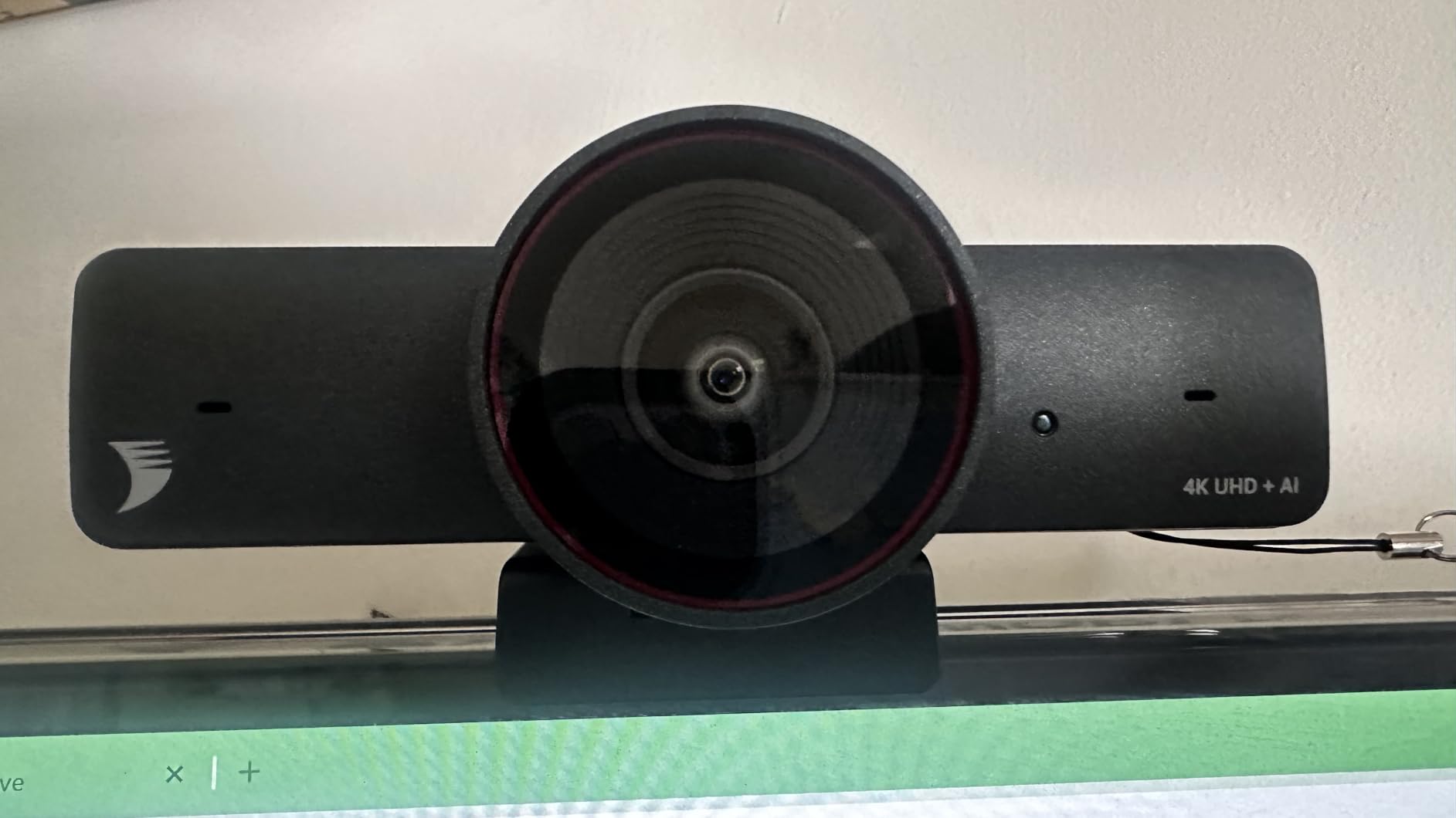 WYRESTORM 4K AI Tracking Conference Webcam, Auto Framing & Presenter Tracking, 120° Wide Angle, Dual Noise Cancelling Mics, Privacy Cover, USB Plug & Play customer photo 2