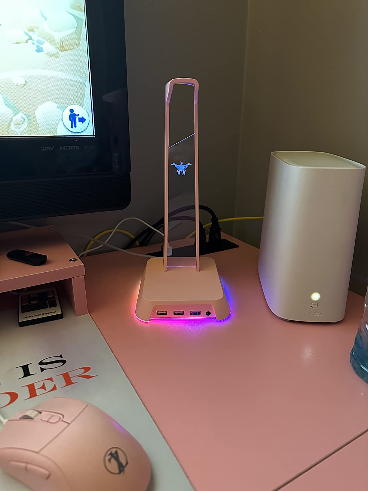 RGB Headphone Stand with 3.5mm AUX and 3 Port USB 2.0 Hub, Universal Gaming Headset Hanger Holder customer photo 2