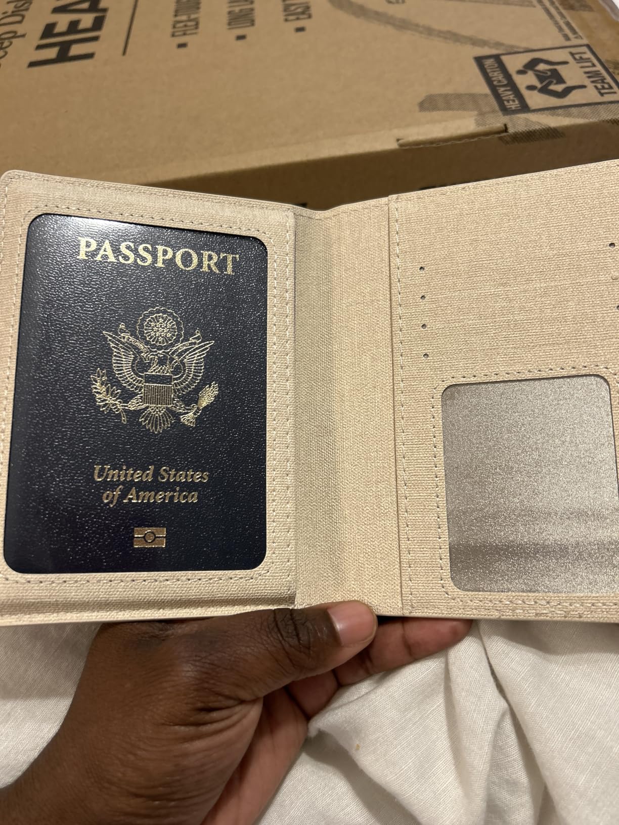 2 Pack Passport Cover With Card Slots RFID Blocking-White&Black customer photo 1