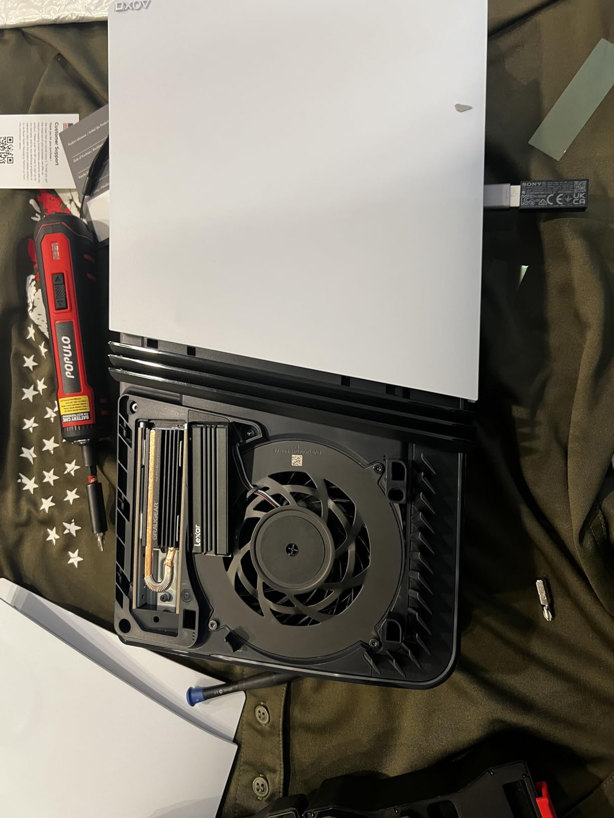 GRAUGEAR Heatsink SSD Cover Set for PS5 - M.2 NVMe Metal Heat Dissipation Cover With Copper Heat Pipe and Aluminum Fin for PCIe 4.0 Storage [G-PS5HS03] customer photo 2