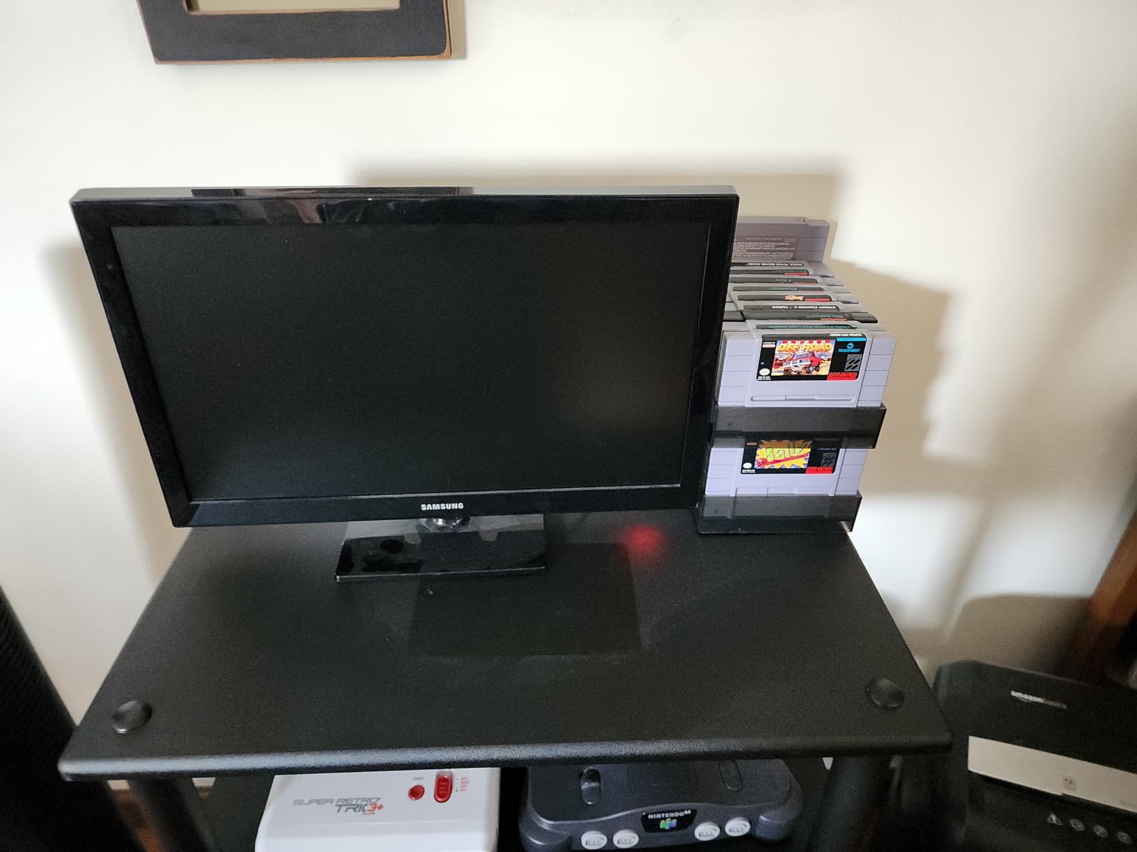 Hyperkin 10-Cartridge Storage Stand Compatiable with SNES/Super Nintendo Entertainment System, Game Organizer, Cartridge Holder (2 Pack) customer photo 2