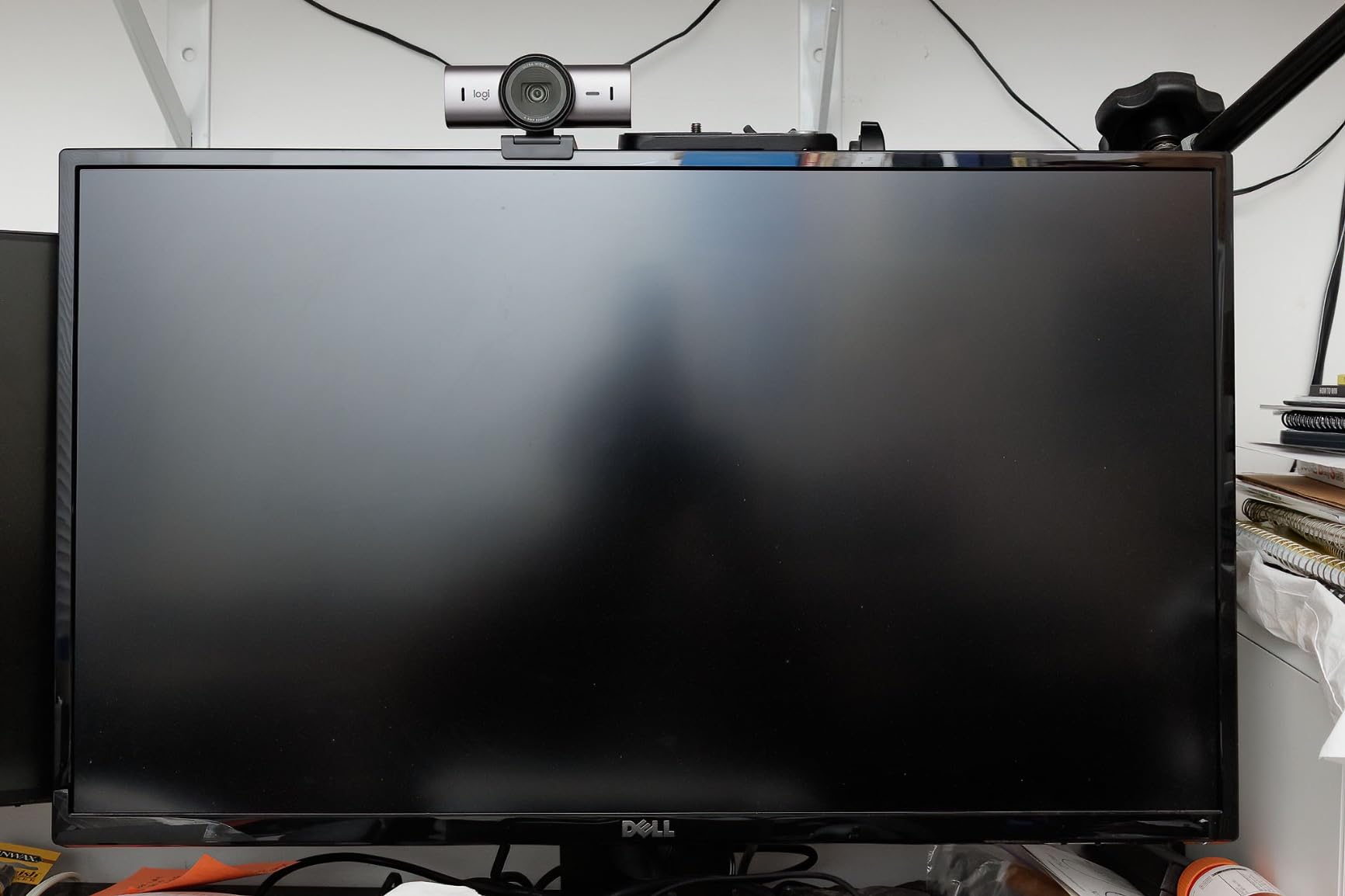 Logitech MX Brio Ultra HD 4K Webcam for Collaboration and Streaming, 1080p 60 FPS, Show Mode customer photo 1