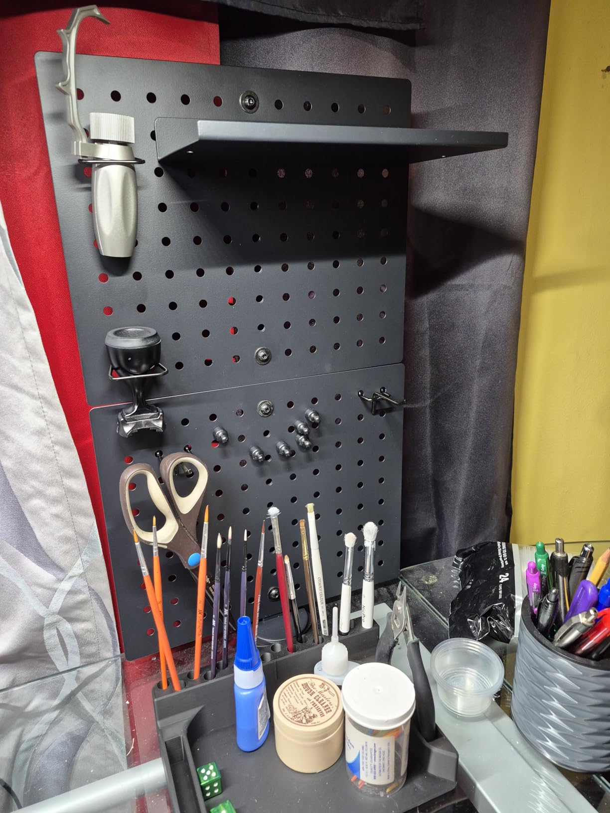 VIVO Steel Clamp-on Pegboard, 24 x 20 inch Magnetic Peg Board, Office Accessory Organizer, Above or Below Desk Placement, Black, PP-DK24B customer photo 1