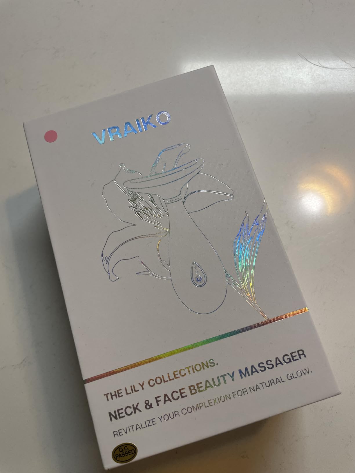 VRAIKO Lily Neck Face Massager, Face Sculpting Tool, Skin Rejuvenation Device with Thermal, Triple Action LED and Vibration, for Anti-Aging, Lifting and Tightening Sagging Skin customer photo 2