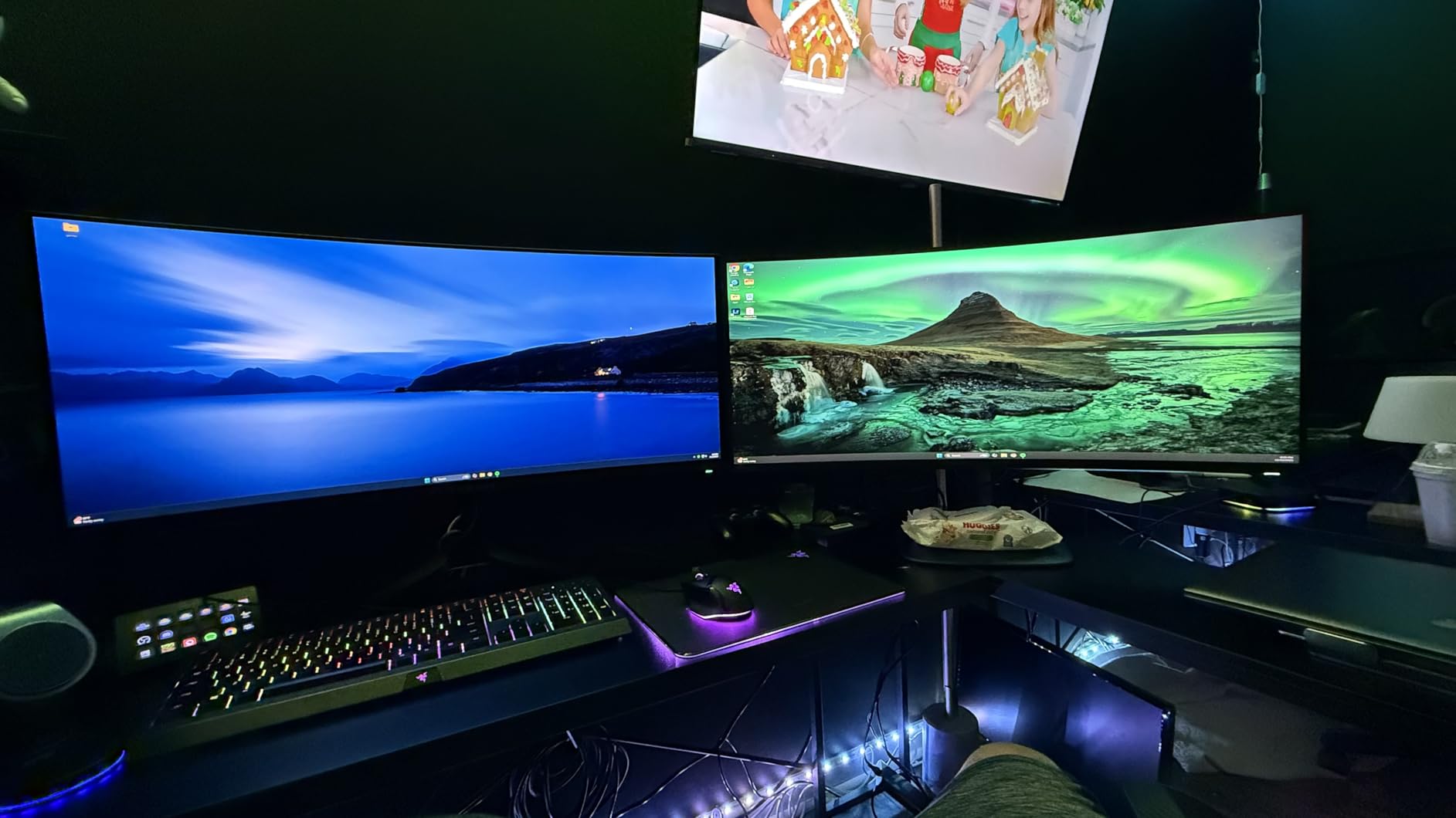 Alienware AW3423DWF Curved QD-OLED Gaming Monitor - 34-inch Quantum Dot OLED 0.1Ms 165Hz 21:9 Curved Display, 99.3% DCI-P3 Color Gamut, VESA DisplayHDR True Black 400 customer photo 2