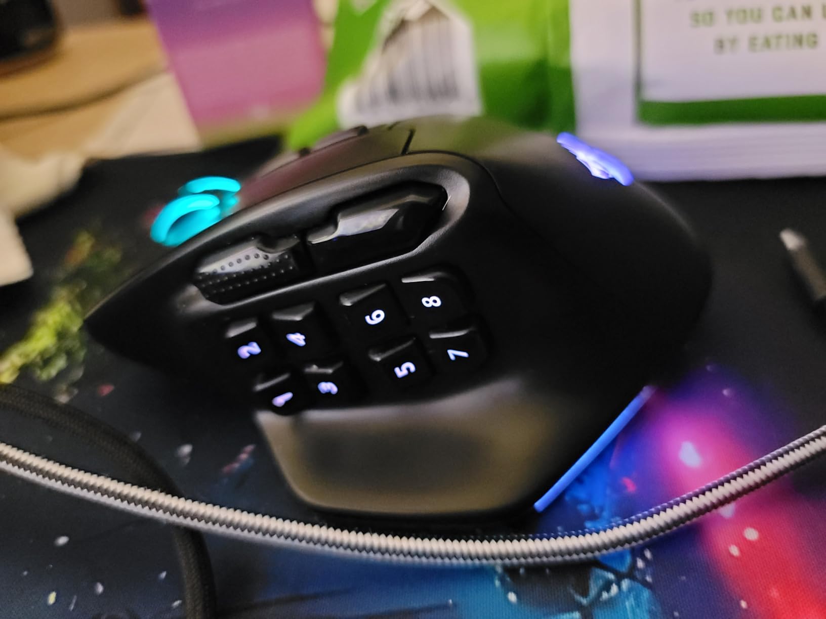 Redragon M811 PRO Wireless MMO Gaming Mouse, 15 Programmable Buttons RGB Gamer Mouse w/Ergonomic Natural Grip Build, 10 Side Macro Keys, Software Supports DIY Keybinds & Backlit customer photo 1