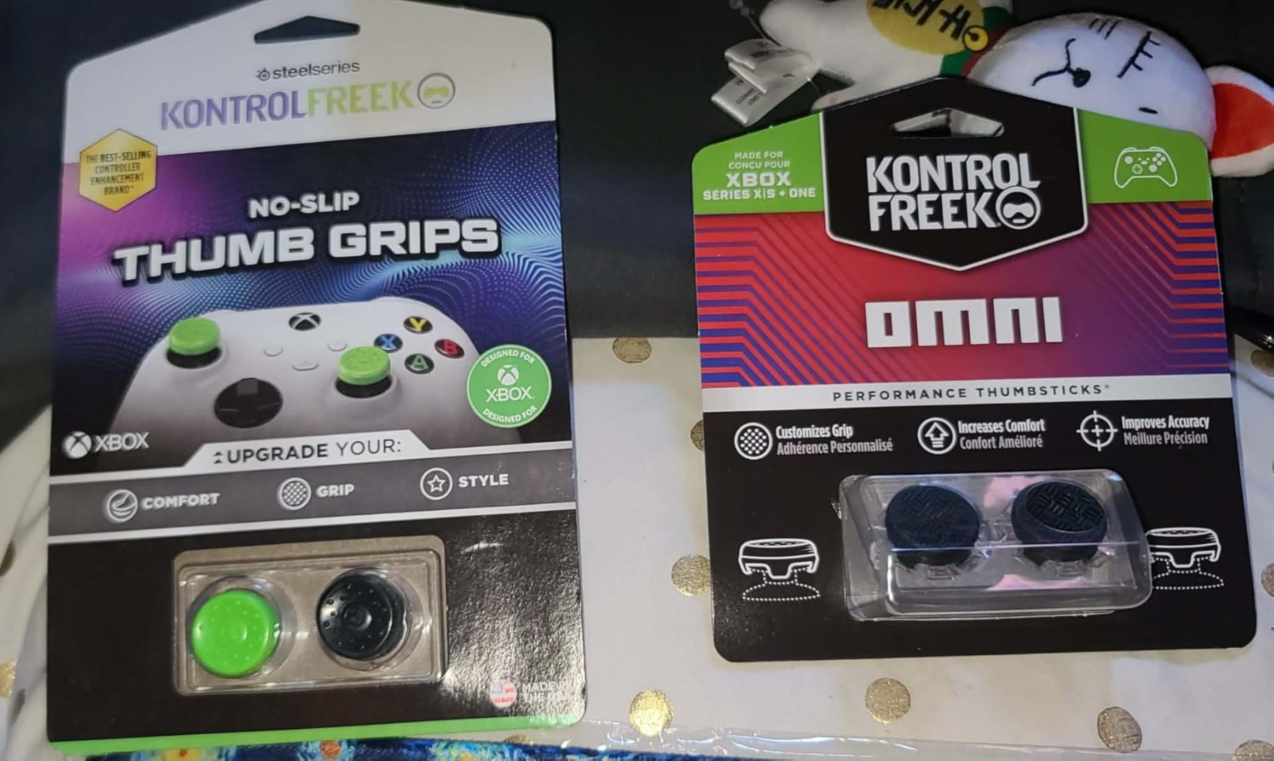 KontrolFreek No-Slip Thumb Grips for Xbox Series X (XBX) and Xbox One (XB1) Controller | 4-Pack | Green and Black customer photo 2