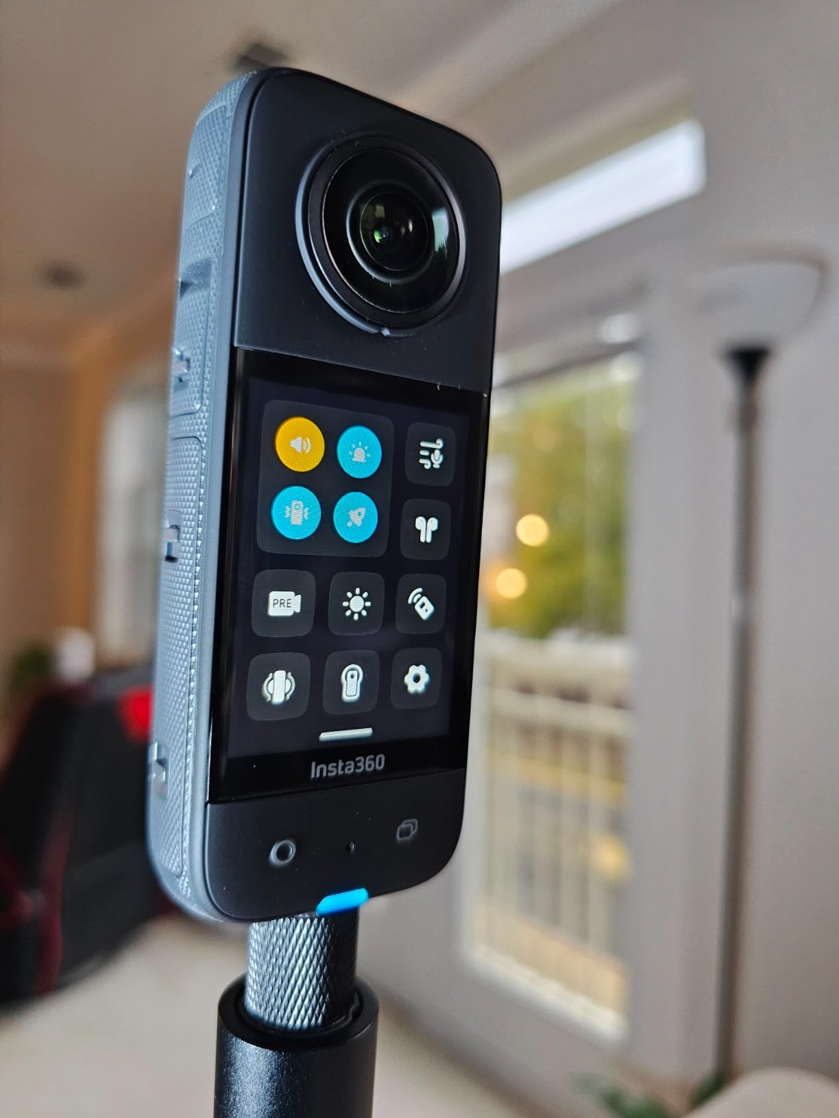Insta360 X3-360 Action Camera with 5.7K 360 Active HDR Video, 4K Single-Lens Camera, Waterproof, FlowState Stabilization, 2.29 Touchscreen, AI Editing, for Motorcycle, Wintersports and Vlogging customer photo 2