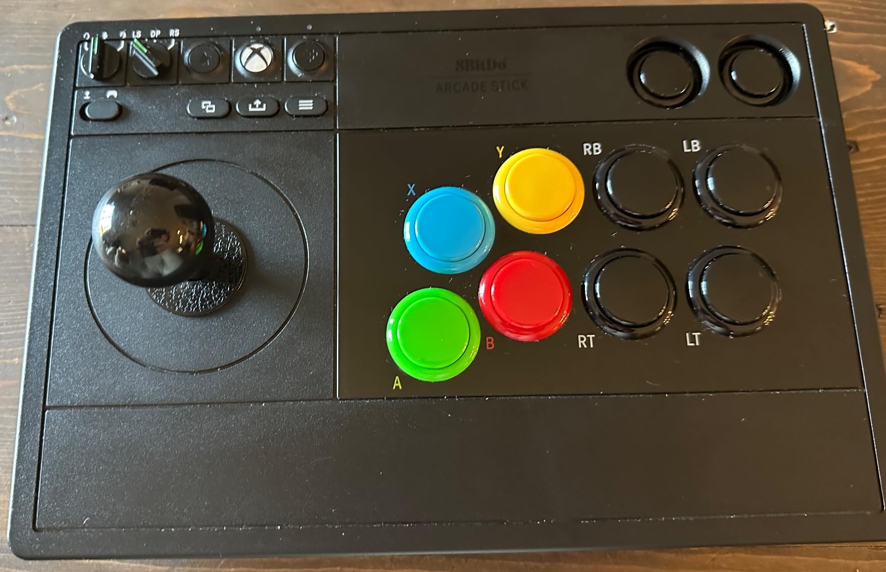 8BitDo Wireless Arcade Stick for Xbox Series X|S, Xbox One and Windows 10, Arcade Fight Stick with 3.5mm Audio Jack - Officially Licensed customer photo 1