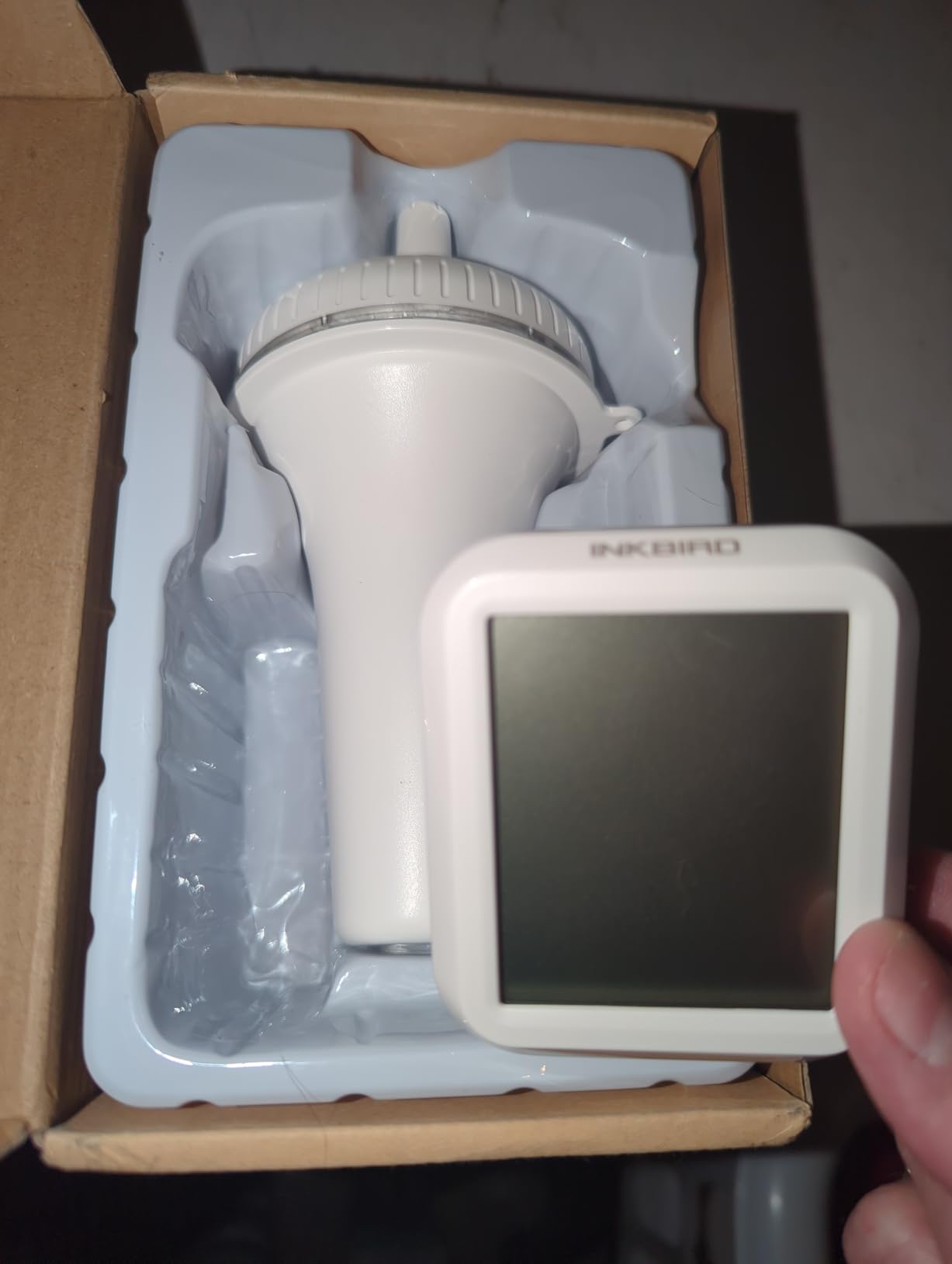 INKBIRD IBS-P01R 2nd Generation Wireless Floating Pool Thermometer Easy to Read for Hot Tub, Compatible with Gateway IBS-M1 and IBS-M2 customer photo 2