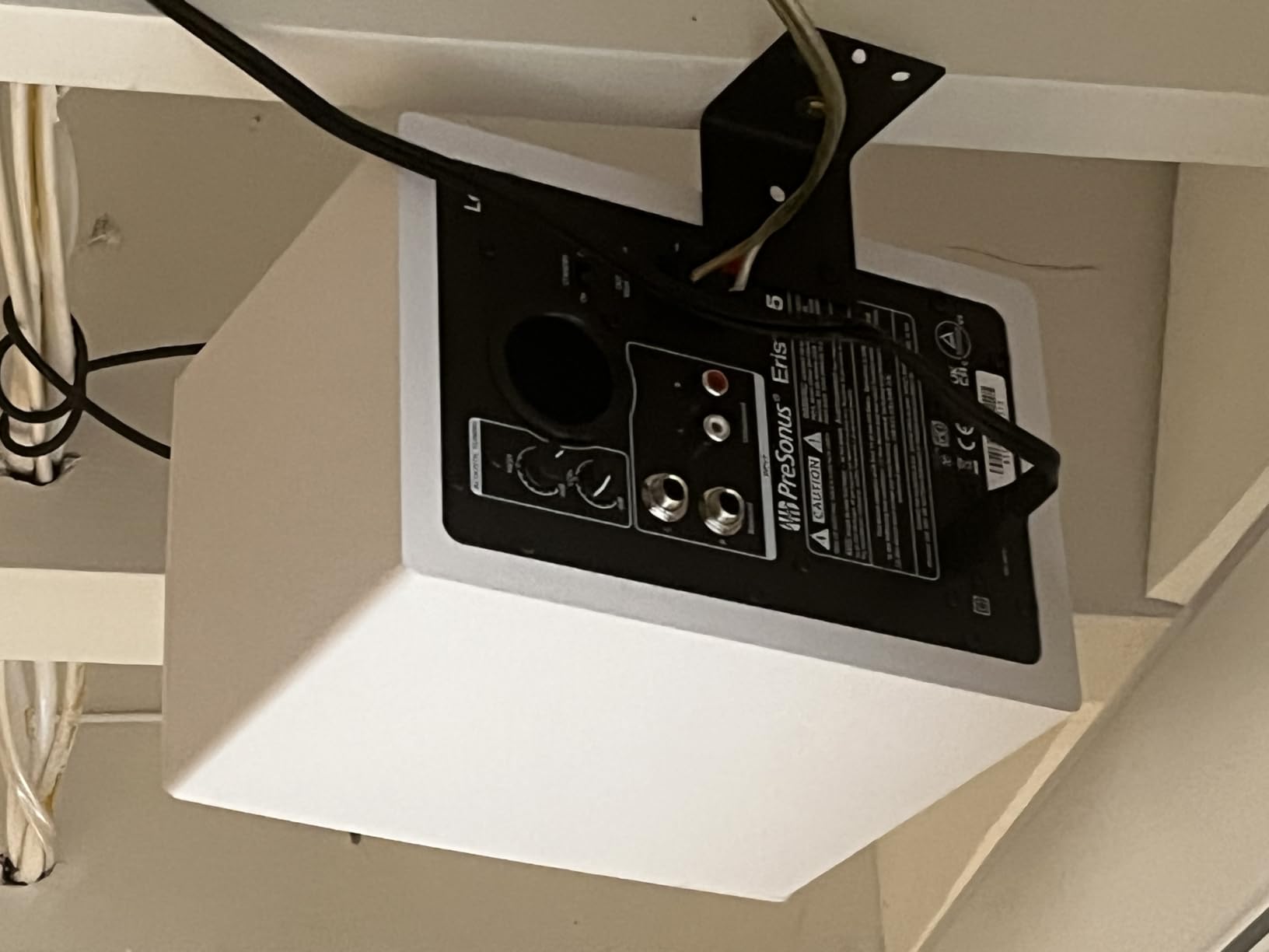 PreSonus Eris 3.5 Studio Monitors, Pair - Powered, Active Monitor Speakers for Near Field Music Production customer photo 2