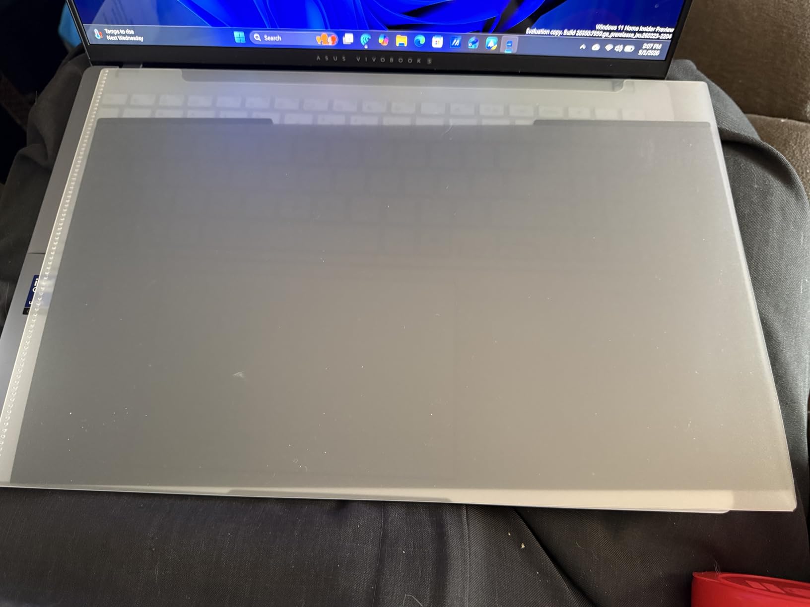 Mamol Magnetic Laptop Privacy Screen 15.6 inch ,16:9 Aspect Removable Anti Glare Protector Blue Light Privacy Screen Filter,Filter Shield Compatible with HP/Dell/Acer/Asus/Samsung/Lenovo/Thinkpad Envy customer photo 1