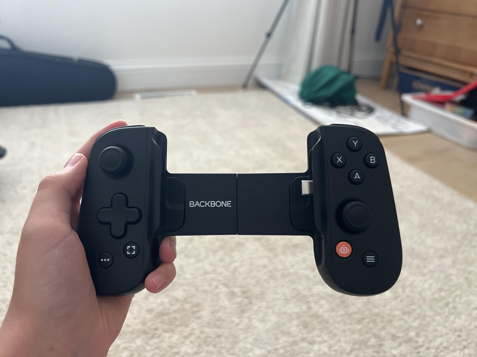 BACKBONE One Mobile Gaming Controller, USB-C Phone Controller for Android & iPhone 15/16/17 Series, 2nd Gen, Play Xbox, PlayStation, Fortnite, Call of Duty & More, With 3-Months of Apple Arcade Access customer photo 1