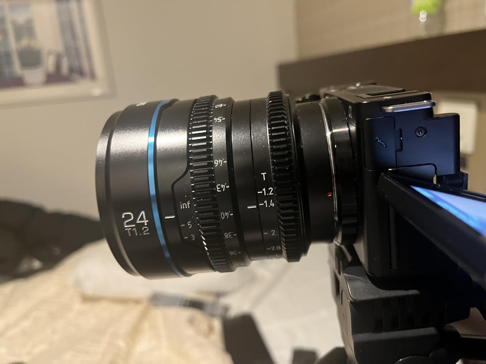 SIRUI Night Walker 55mm S35 Manual Focus Cine Lens, T1.2 Large Aperture Lens for E Mount Cameras, FX30, ZVE-10, A6500, A6600 (MS55E-B, Black) customer photo 5