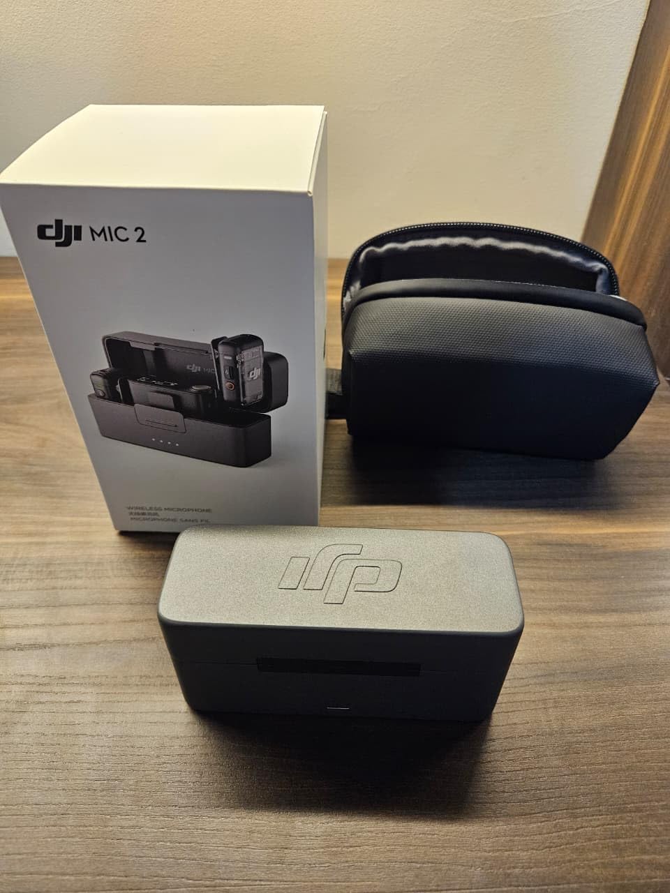 DJI Mic 2 (2 TX + 1 RX + Charging Case), All-in-one Wireless Microphone, Intelligent Noise Cancelling, 32-bit Float Internal Recording, 250m (820 ft.) Range, Microphone for iPhone, Android, Camera customer photo 1