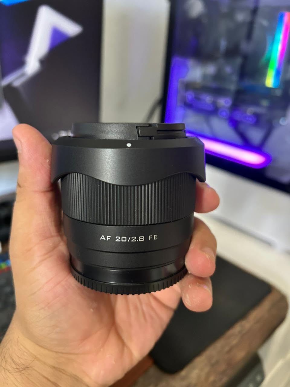 VILTROX 20mm f2.8 FE, 20mm f/2.8 e-Mount Full Frame AF Lens for Sony e Mount, Prime Wide Angle Lens for Sony e Mount a7cr a7cii a7c a6700 zv-e100 a6600 a6400 a7iv a7iii customer photo 1