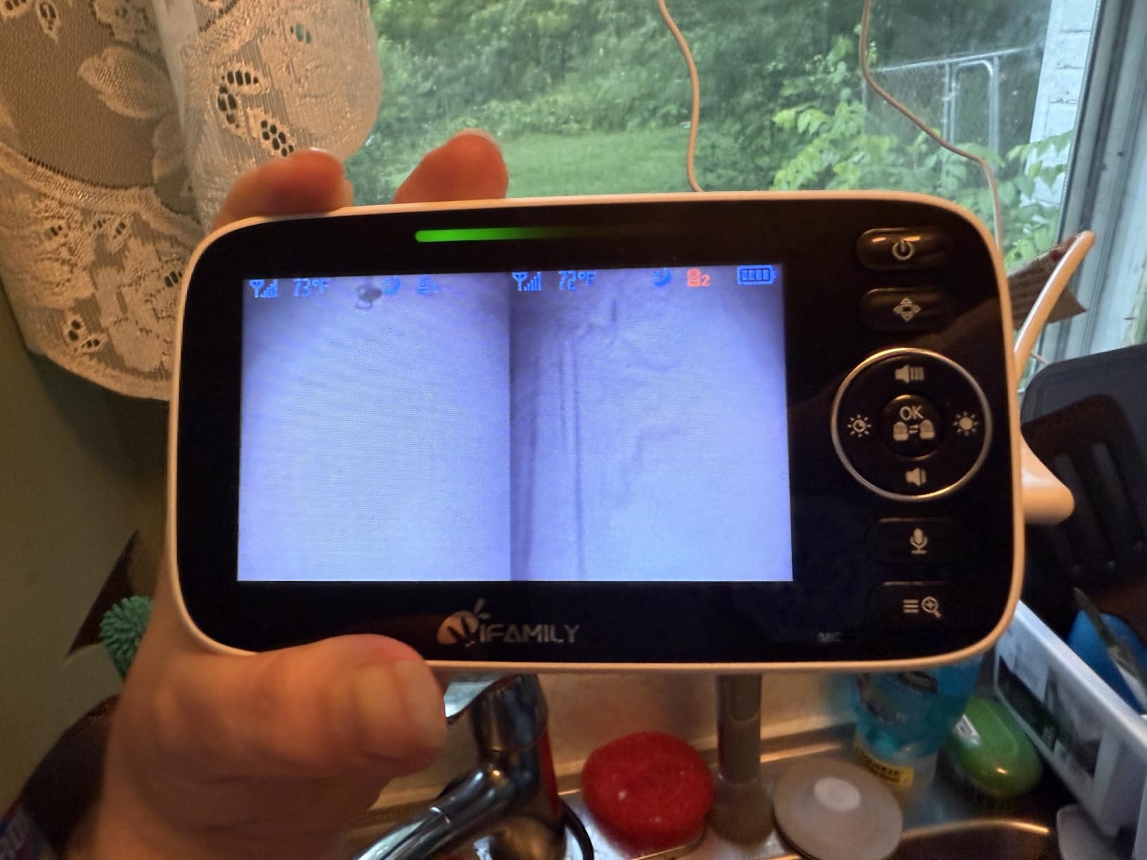 iFamily Split Screen Baby Monitor, Large Display Video Baby Monitor with 2 Cameras and Audio, Long Range, Remote pan tilt, Night Vision, Temperature Sensor, 2 Way Talk, Feeding Clock and lullabies. customer photo 1