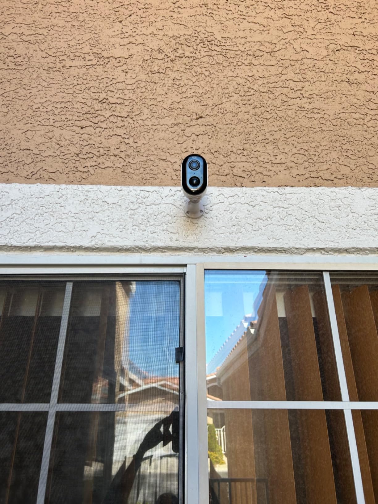 Security Cameras Wireless Outdoor, Battery Powered 2k Color Night Vision, AI Motion Detection Spotlight Siren, IP66 Weatherproof, 2-Way Talk, SD/Cloud Storage, 2.4Ghz WiFi Cameras for Home Security customer photo 2