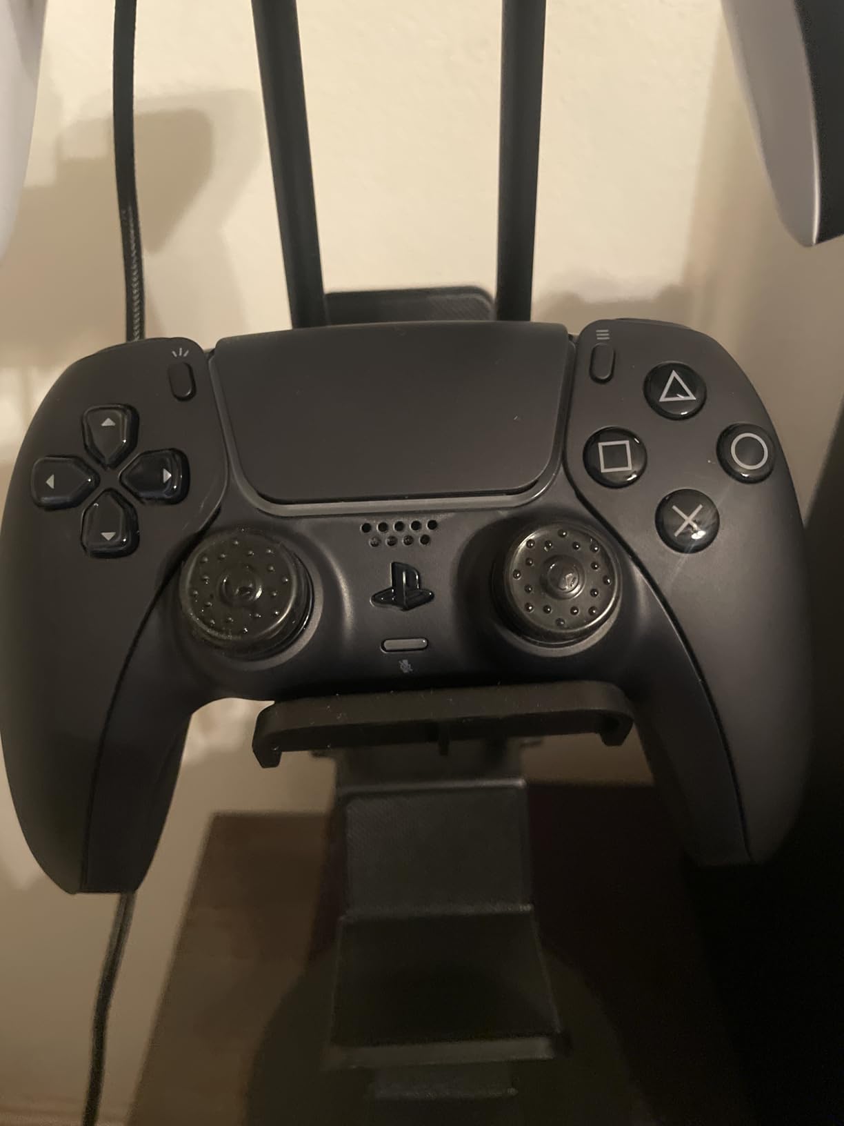 PlayStation DualSense Wireless Controller - Midnight Black customer photo 2