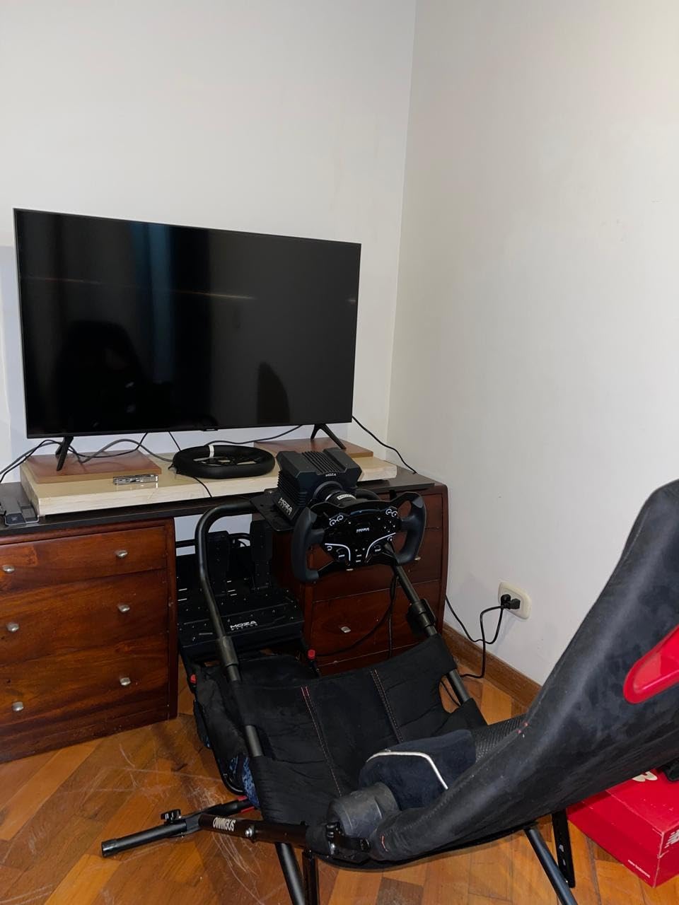 DIWANGUS Racing Simulator Cockpit Foldable Racing Wheel Stand with Seat Chair Sim for Logitech G29 G920 G923 G27 G25 Thrustmaster T248X T248 T300RS T150 458 TX Xbox PS4 PS5 Accessories customer photo 2