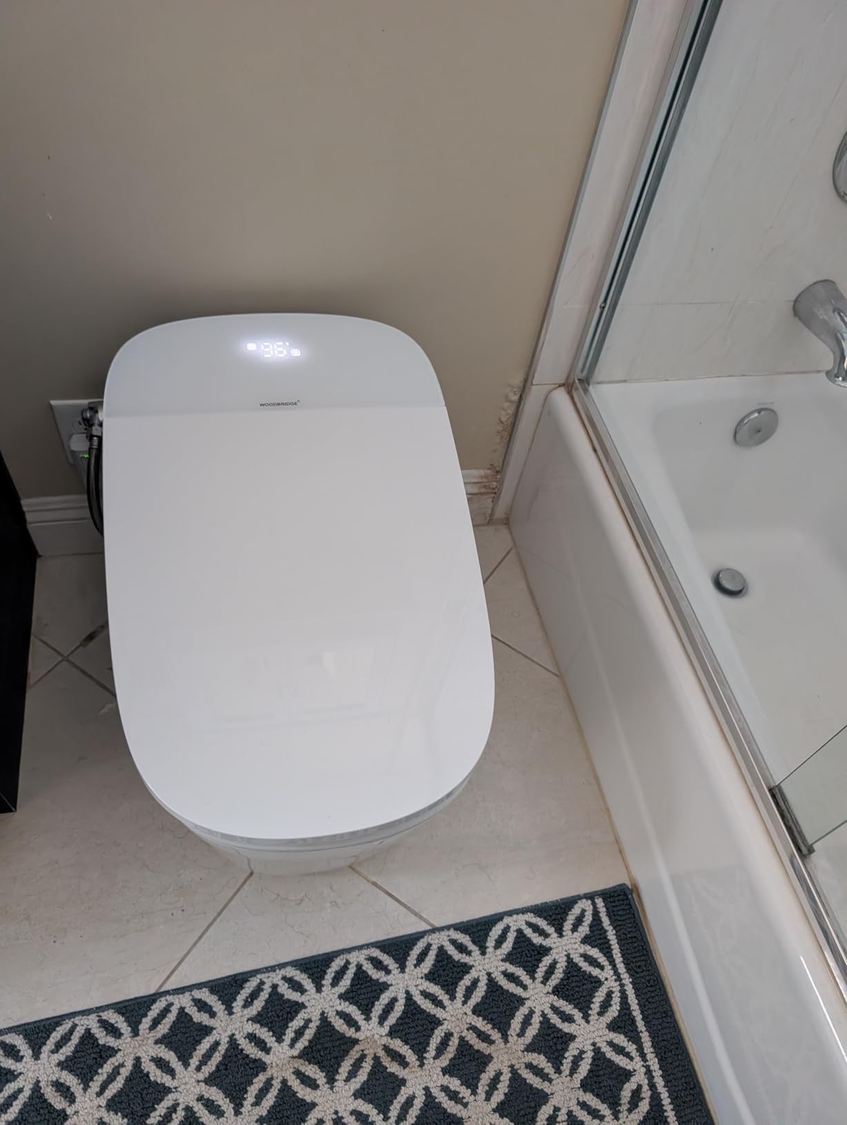 WOODBRIDGE Smart Toilet with 1000g MaP Flush Score, Foam Shield, Moving Dryer, ADA Comfort Height, Auto Flush, Blackout Flush, Auto Open & Close, Heated Seat, Bidet Toilet with Tank Built in (B0930S) customer photo 1