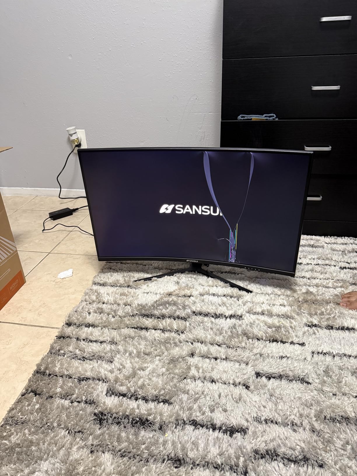 SANSUI 32-Inch Curved Gaming Monitor WQHD 2560 x 1440 180Hz Curved 1500R -Fast VA,1ms(OD), HDR, 300nits, sRGB 125%, DCI-P3 95%, FreeSync, HDMI x2, DP1.4x2(DP Cable Included) customer photo 2