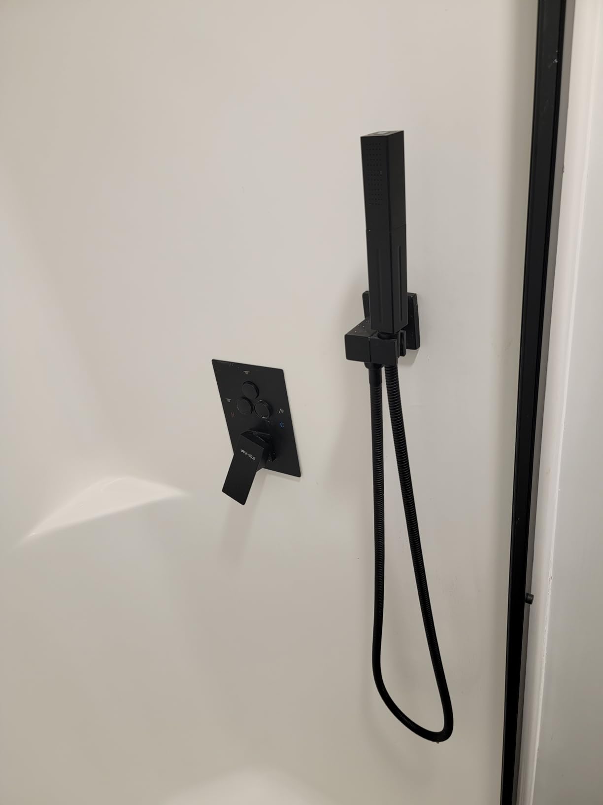 VANFOXLE Shower Faucet Set Matte Black Shower System, Push Button Diverter Shower Faucet with 2 in 1 Handheld, Ceiling Mount 10 Inch Shower Head with 6 Inch Wall Mount Shower Head customer photo 1