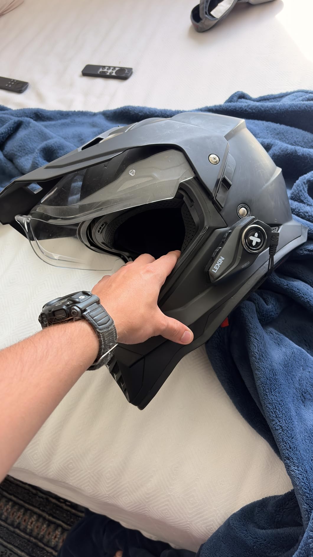 LEXIN G1 Motorcycle Bluetooth Headset, Helmet Speakers with 2 Type Mics, Hands-Free Call/Music/GPS, IP67 Waterproof Motorcycle Headphones with HD Stereo Loud Sound, 4 Color Faceplates, Single Use customer photo 1